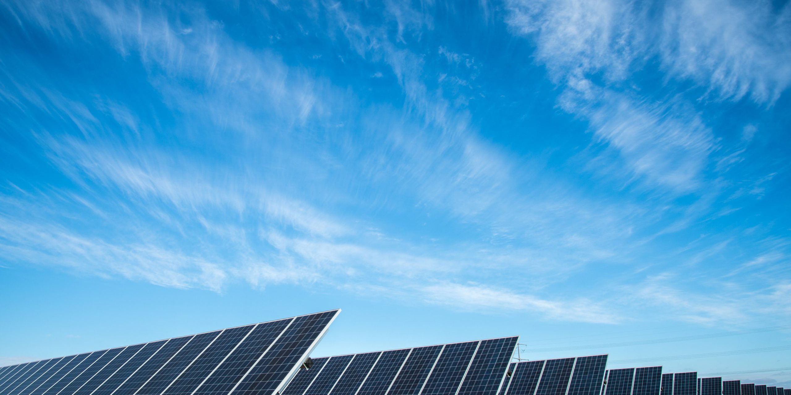 5 IoT Initiatives Improving the Renewable Energy Sector 5 IoT Initiatives Improving the Renewable Energy Sector
