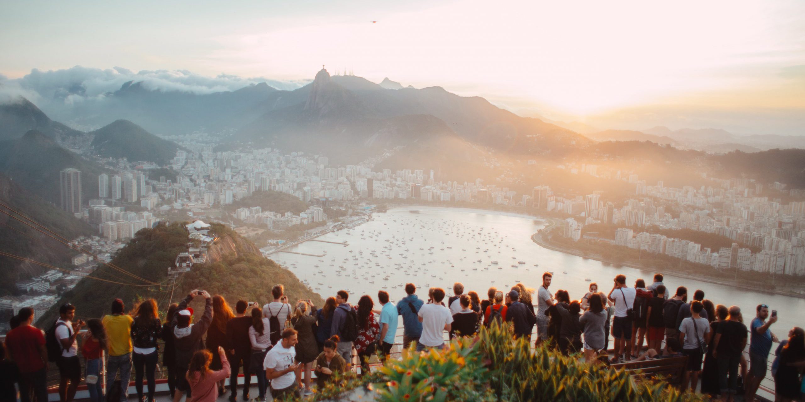 How iBeacon Technology is Transforming the Tourism Industry How iBeacon Technology is Transforming the Tourism Industry